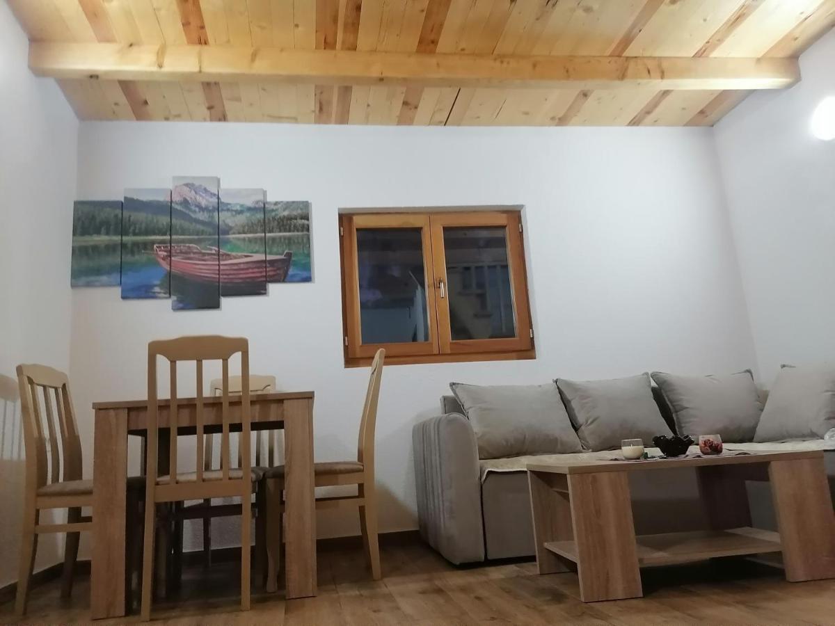 Bungalovi Tim 자블야크 외부 사진