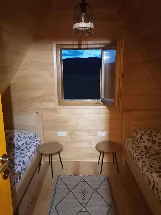 Bungalovi Tim 자블야크 외부 사진