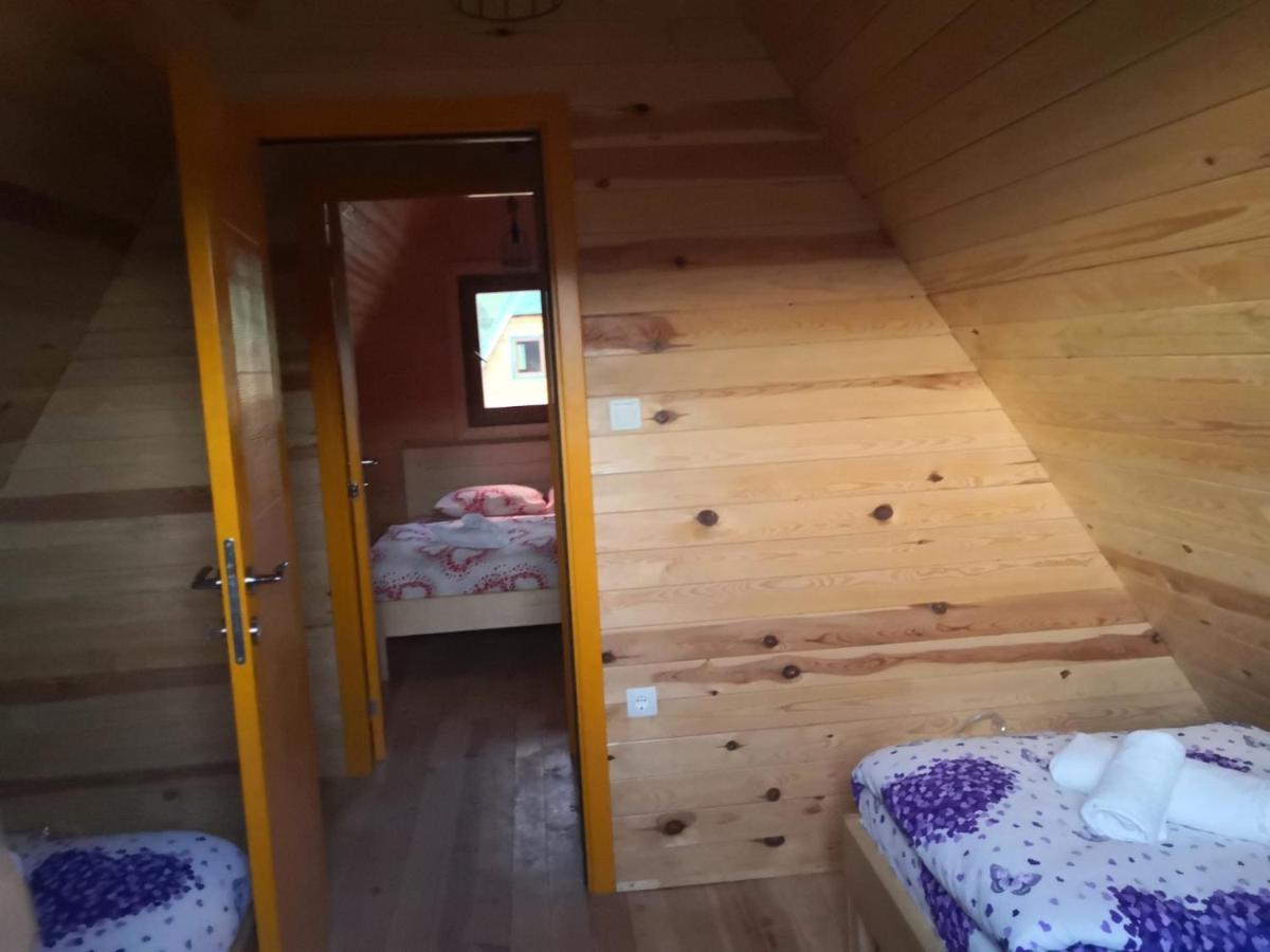 Bungalovi Tim 자블야크 외부 사진